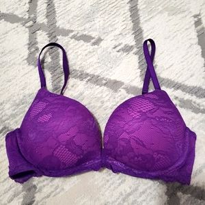 VS Lace Push-Up Bra